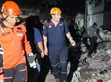 Deprem felaketiyle sarsılan Venezuela'dan Türkiye'ye teşekkür! 'Yemek bile yemediler, Türkler bambaşka çalışıyor'