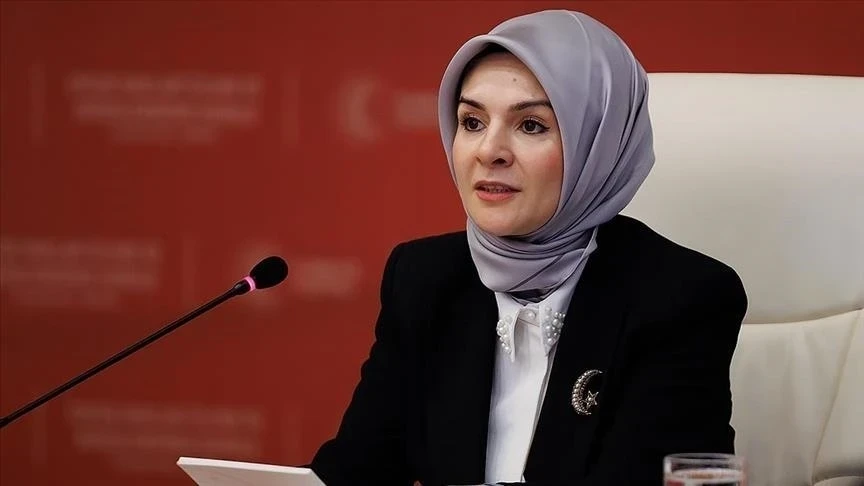 Bakan Göktaş’tan başörtülü vatandaşlara yönelik ifadelere tepki
