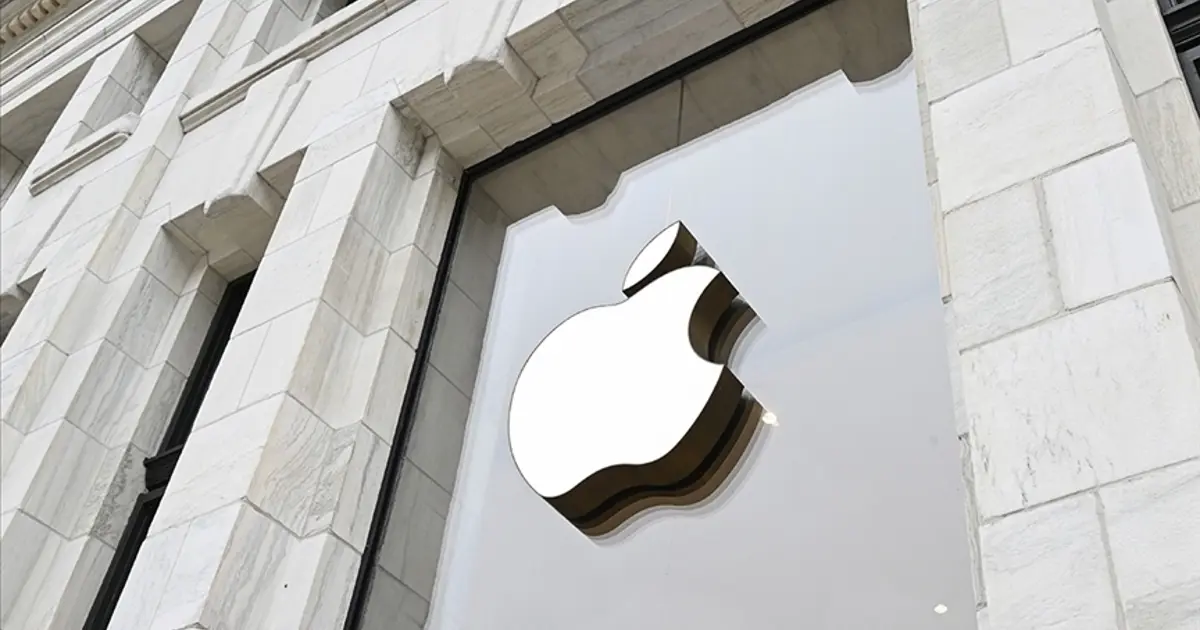 Apple bazı popüler uygulamaları kaldırdı, Kremlin tepki gösterdi